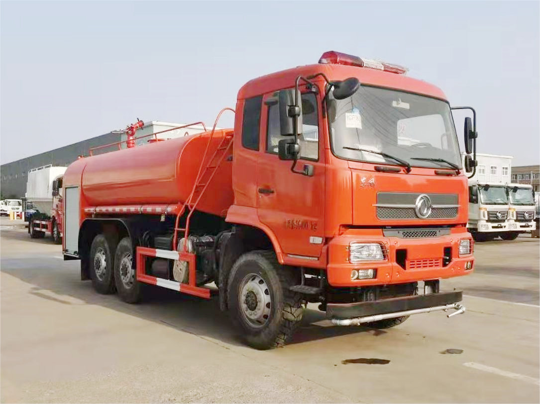 東風(fēng)11噸六驅(qū)越野消防灑水車